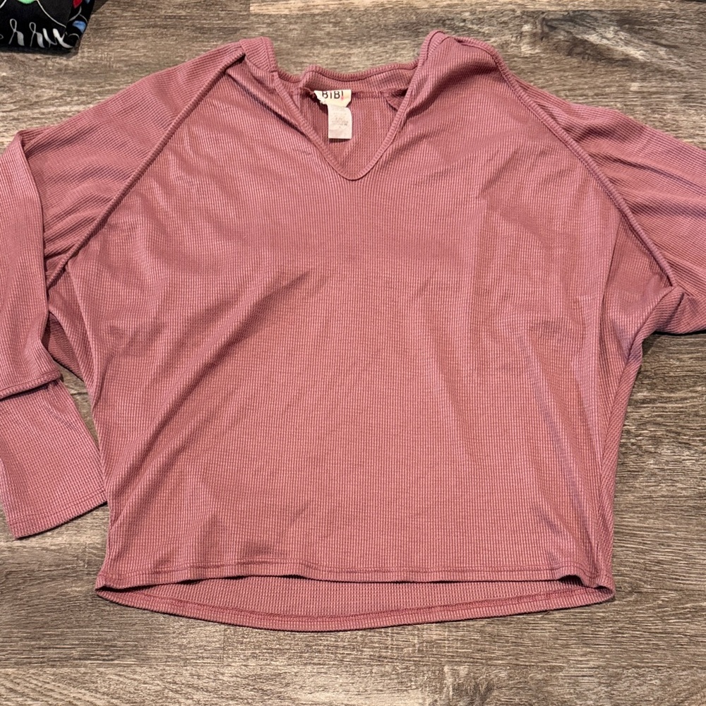 BiBi Dusty Rose Long Sleeve V-Neck Top